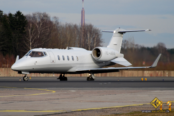 Learjet 60