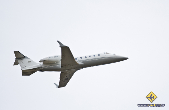 Learjet 60