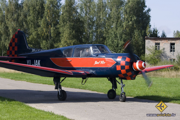 Yakovlev Yak-18T