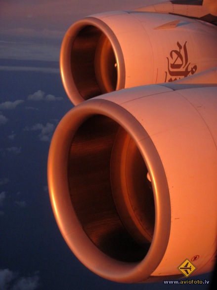 Airbus A380-861