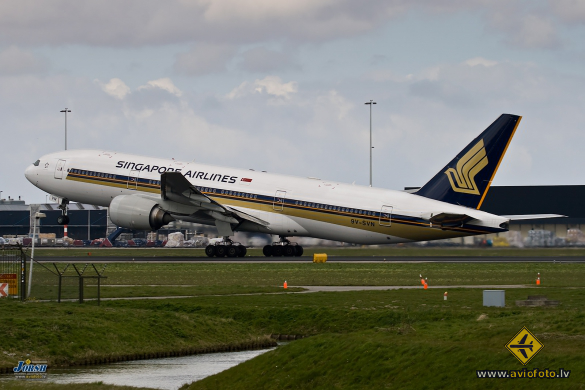 Boeing 777-212/ER
