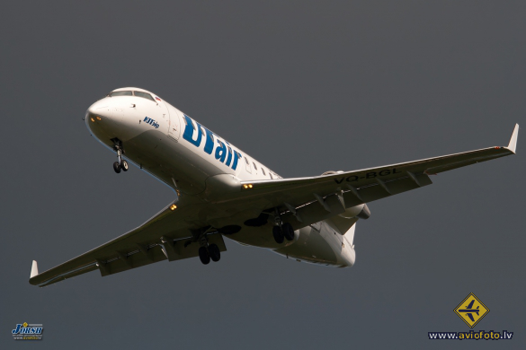 Bombardier CRJ-200LR (CL-600-2B19)