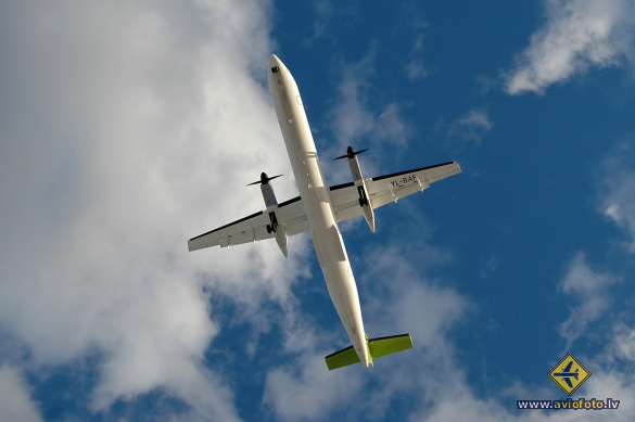 Bombardier DHC-8-402 Q400