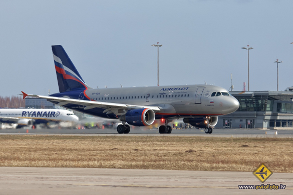 Airbus A319-112