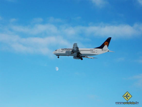 Boeing 737-330