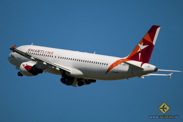 Airbus A320-211