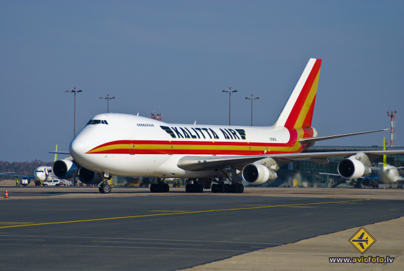 Boeing 747-222B(SF)