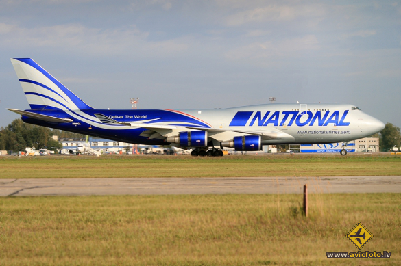 Boeing 747-428M(BCF)