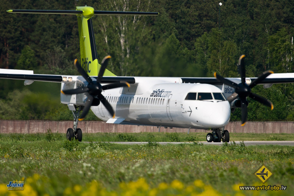 Bombardier DHC-8-402 Q400
