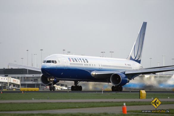 Boeing 767-322/ER