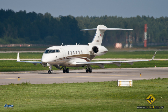 Bombardier Challenger 300 (BD-100-1A10)