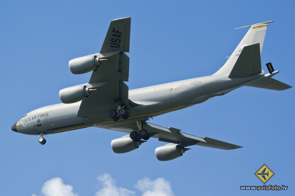 Boeing KC-135T Stratotanker (717-148)