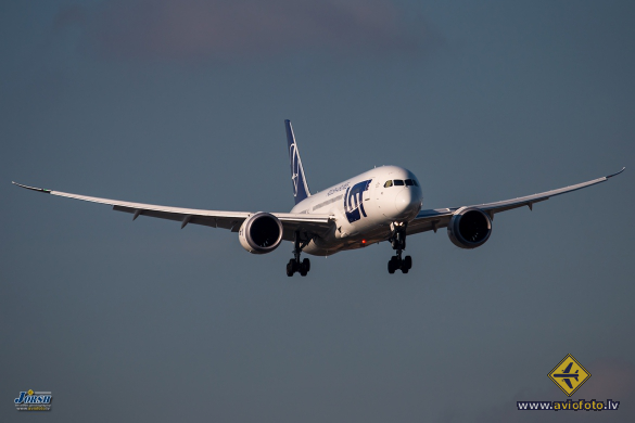 Boeing 787-8 Dreamliner