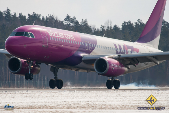 Airbus A320-232