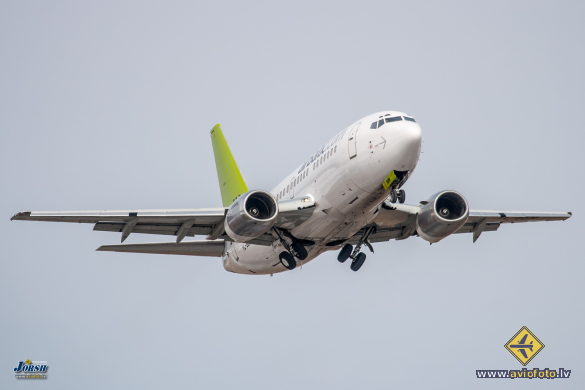 Boeing 737-522