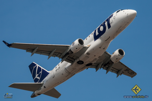 Embraer 170STD (ERJ-170-100STD)