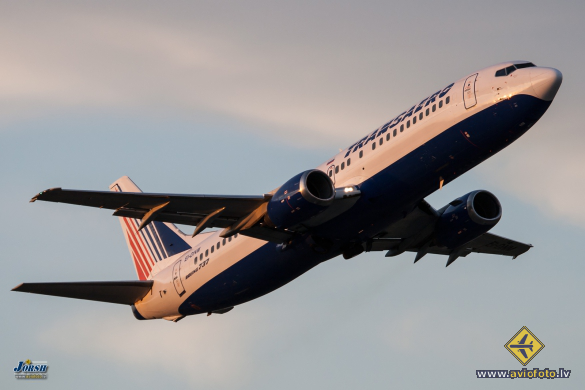 Boeing 737-4S3