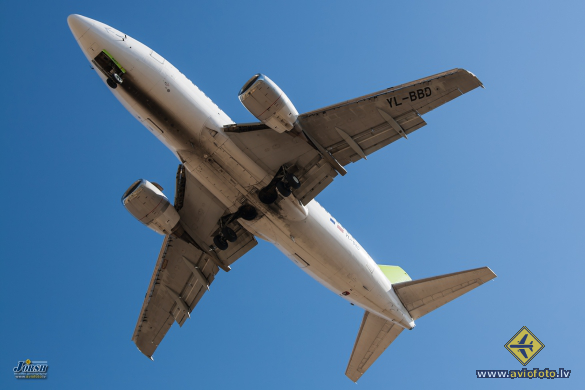 Boeing 737-53S