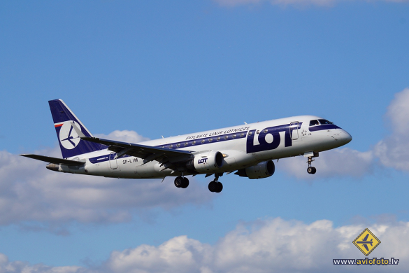 Embraer 175LR (ERJ-170-200LR)
