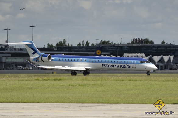 Bombardier CRJ-900ER (CL-600-2D24)
