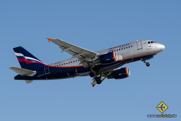 Airbus A319-111