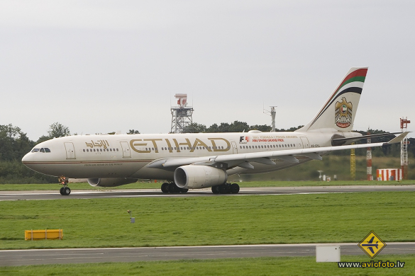 Airbus A330-243