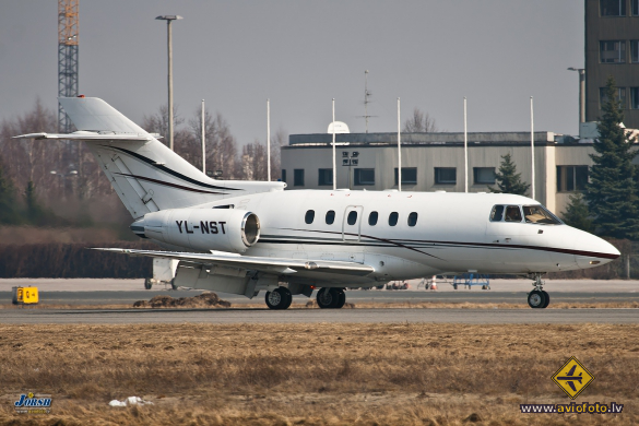 Raytheon Hawker 800XP