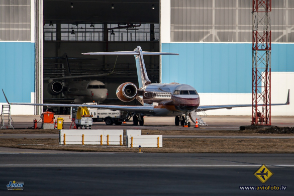 Bombardier Global Express (BD-700-1A10)