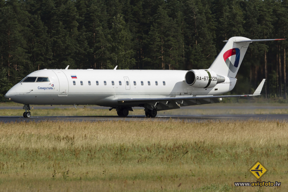 Bombardier CRJ-200LR (CL-600-2B19)