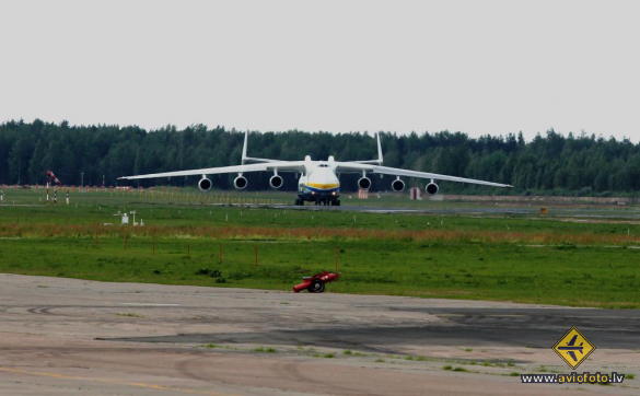 Antonov An-225 Mriya