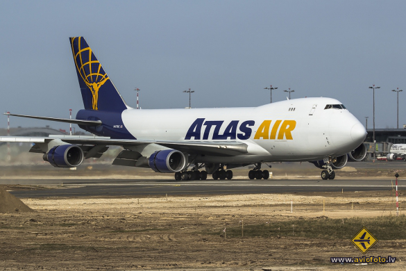 Boeing 747-47UF/SCD