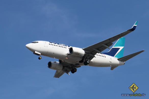 Boeing 737-7CT