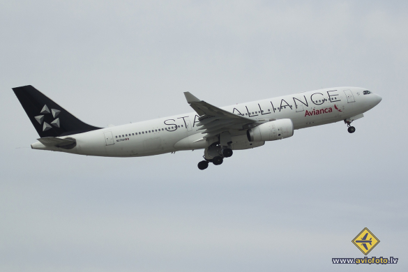 Airbus A330-243