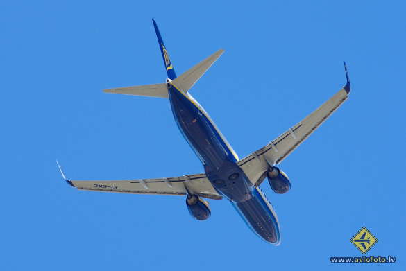 Boeing 737-8AS