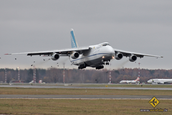 Antonov An-124-100-150 Ruslan