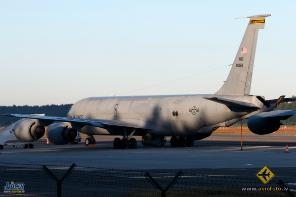 Boeing KC-135T Stratotanker (717-148)