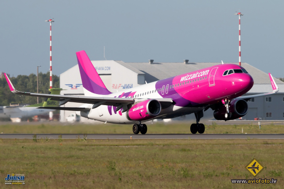 Airbus A320-232