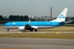 Boeing 737-8K2