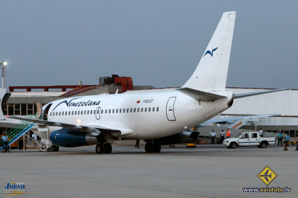 Boeing 737-230/Adv