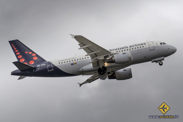 Airbus A319-112