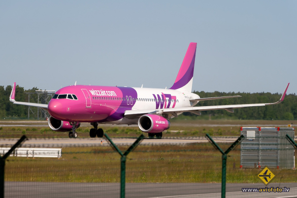 Airbus A320-232