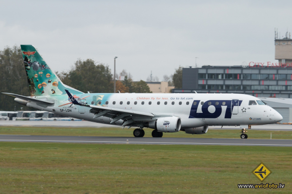 Embraer 170STD (ERJ-170-100STD)