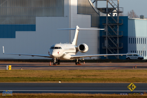 Bombardier Global Express XRS (BD-700-1A10)