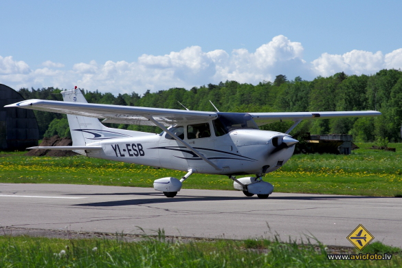 Cessna 172S Skyhawk SP