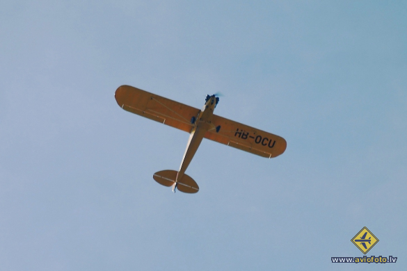 Piper J-3C-65 Cub