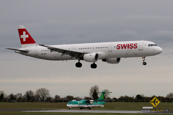 Airbus A321-212