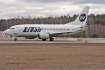 Boeing 737-524