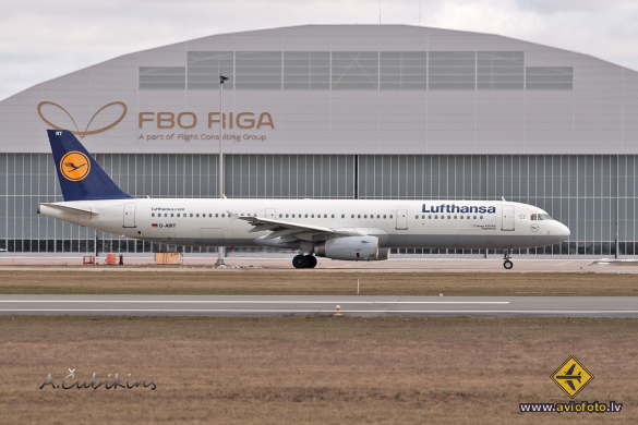 Airbus A321-131