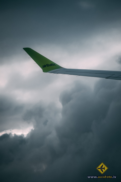 Bombardier CSeries CS300 (BD-500-1A11)