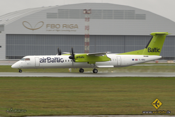 Bombardier DHC-8-402 Q400